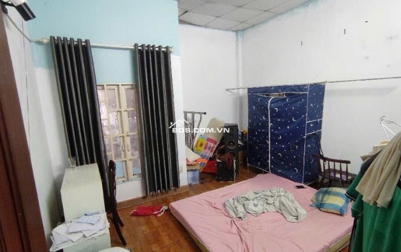 Bán Nhà cũ tiện xây mới Ni Sư Huỳnh Liên, Phường 10 Tân Bình, 66m2, 2Tầng 2PN. Chỉ 5.8 tỷ.